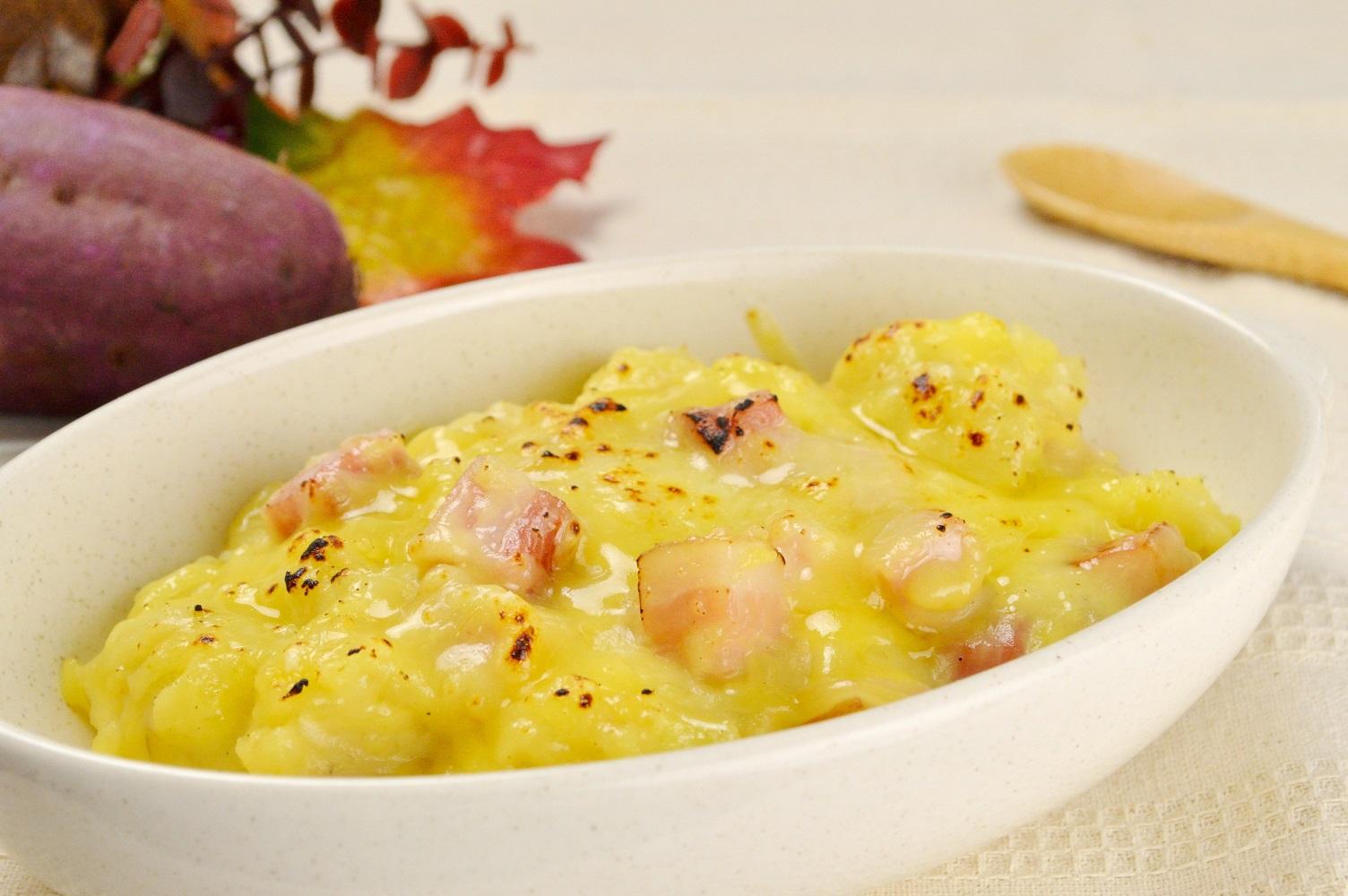 秋の味覚！ベーコンとさつまいものグラタン