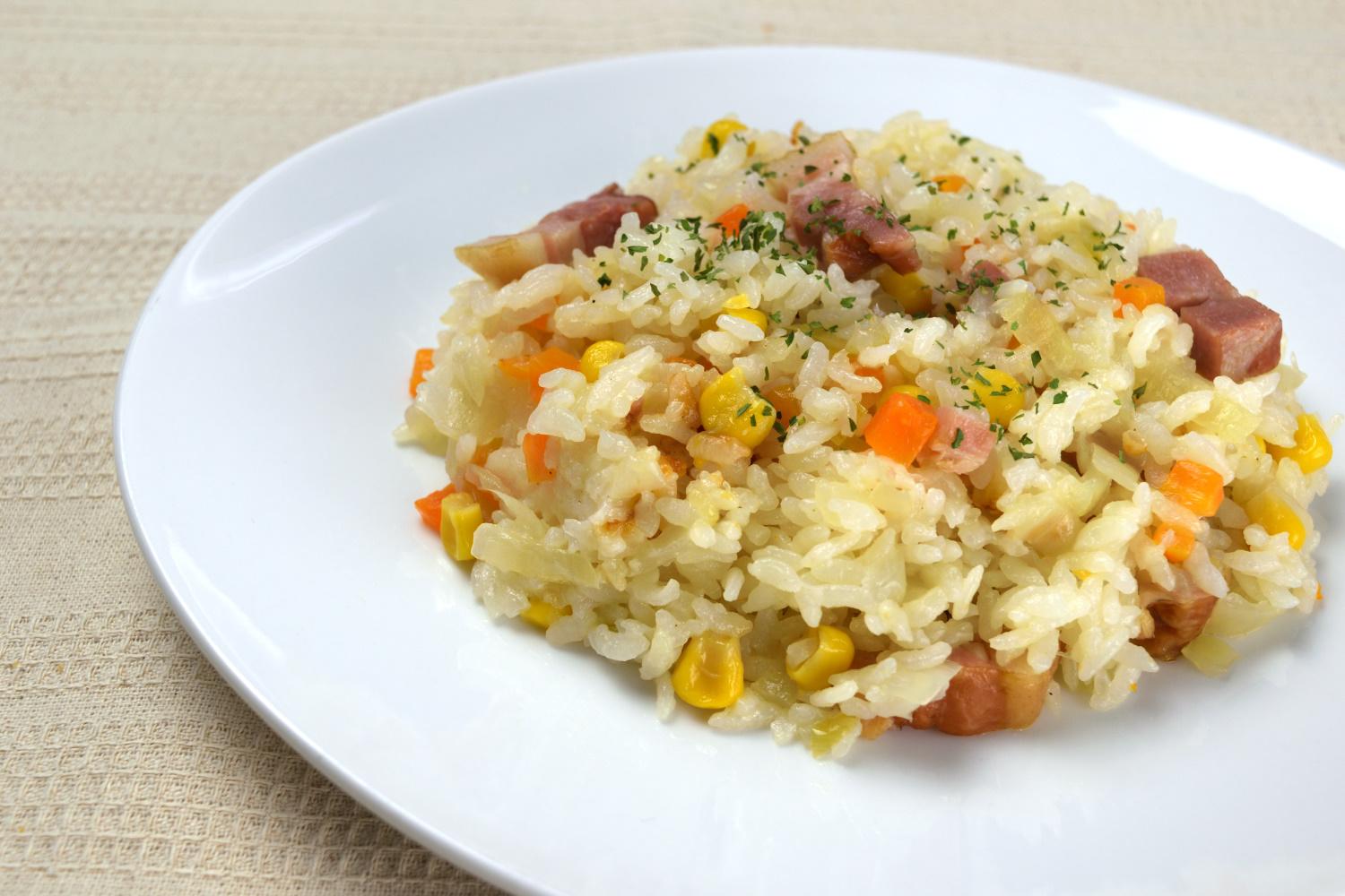 炊飯器で作る♪簡単ピラフ