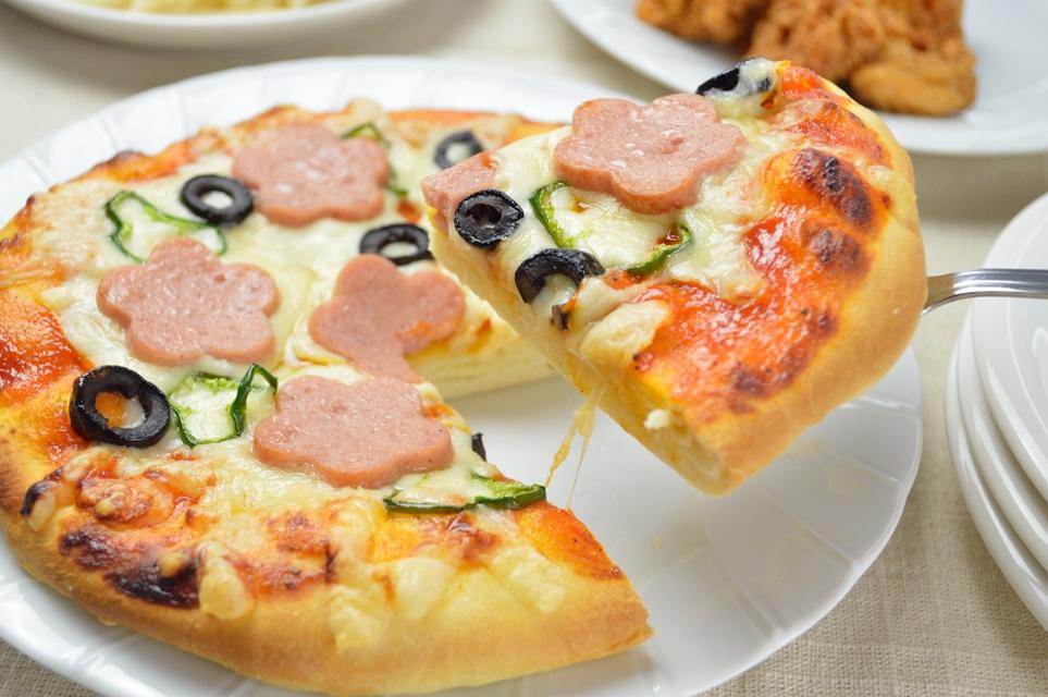 食育の日(4/19)に！親子でパンピザ♪